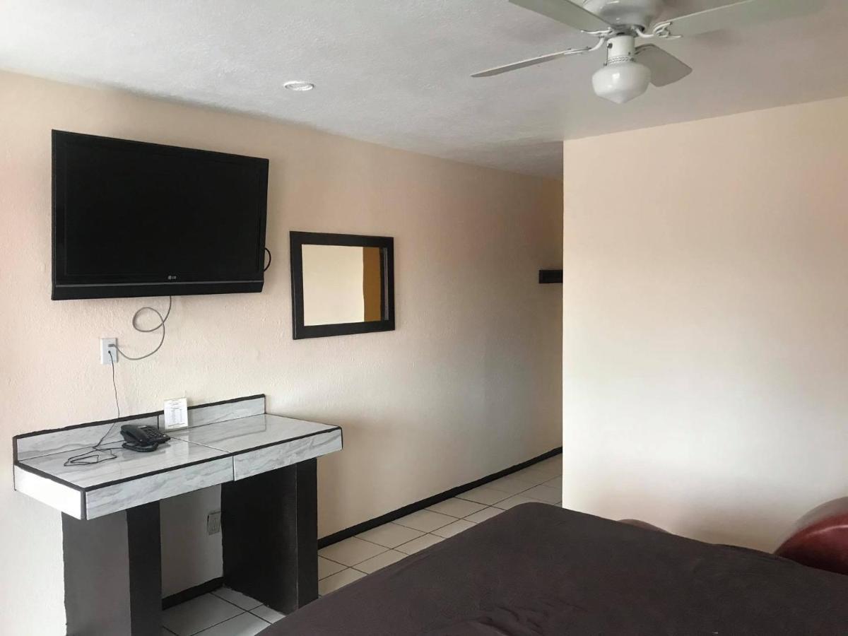 Costa Mar Motel Енсенада Екстериор снимка